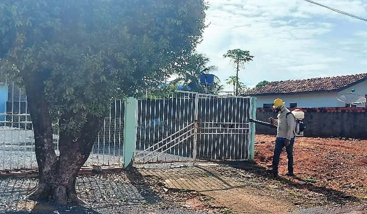 Rua A, Setor Tropical I. 